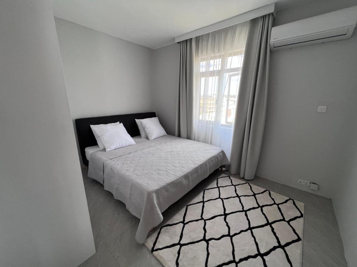 Top-Floor Modern 3Bd Penthouse With Beautiful Mountain View Terrace - 5 Min Walk To Beach Flic en Flac Bagian luar foto
