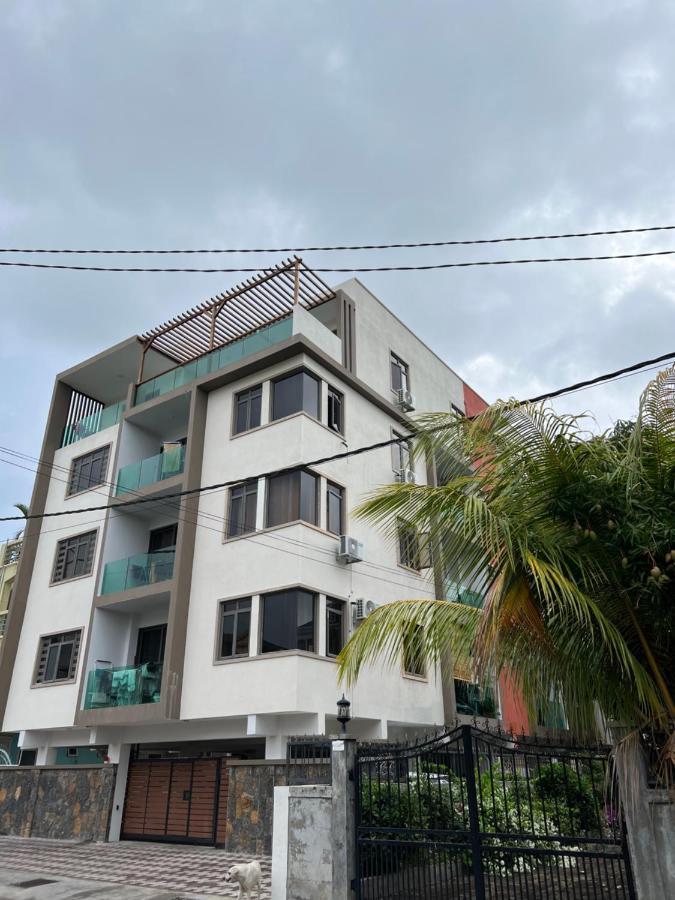 Top-Floor Modern 3Bd Penthouse With Beautiful Mountain View Terrace - 5 Min Walk To Beach Flic en Flac Bagian luar foto