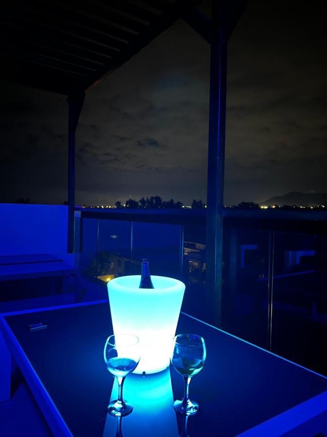 Top-Floor Modern 3Bd Penthouse With Beautiful Mountain View Terrace - 5 Min Walk To Beach Flic en Flac Bagian luar foto